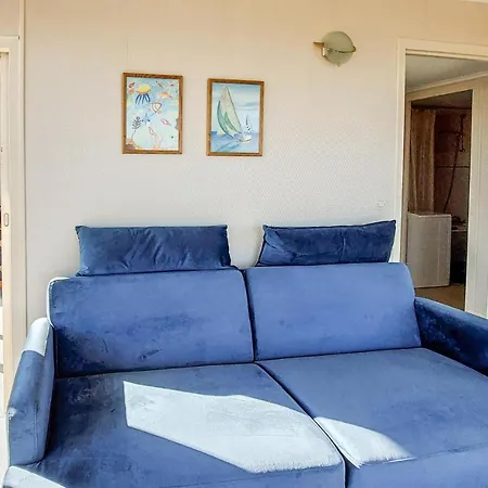 Apartment 1 Bedroom Gorgeous Apartment In La Baule